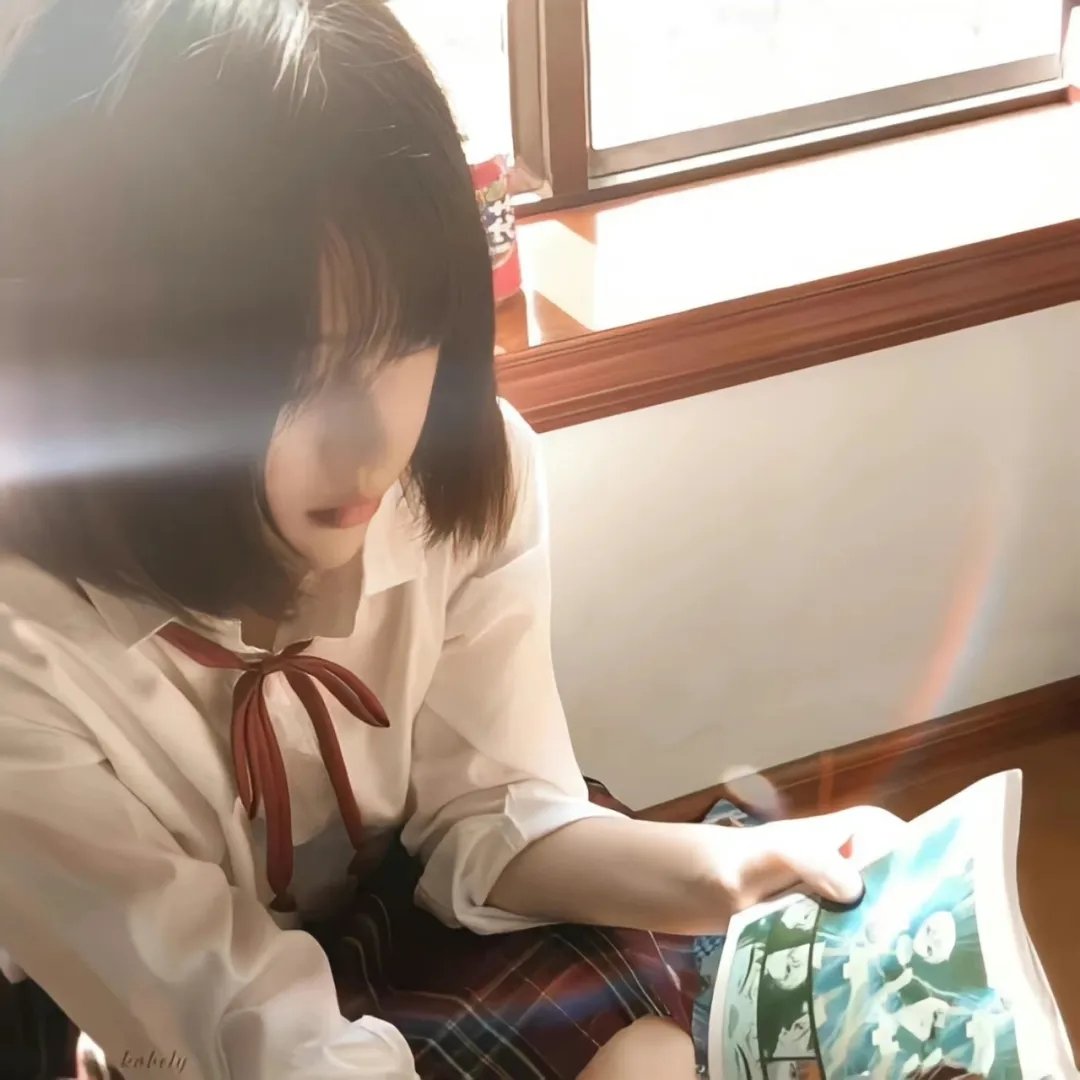 袖珍女仆小梅